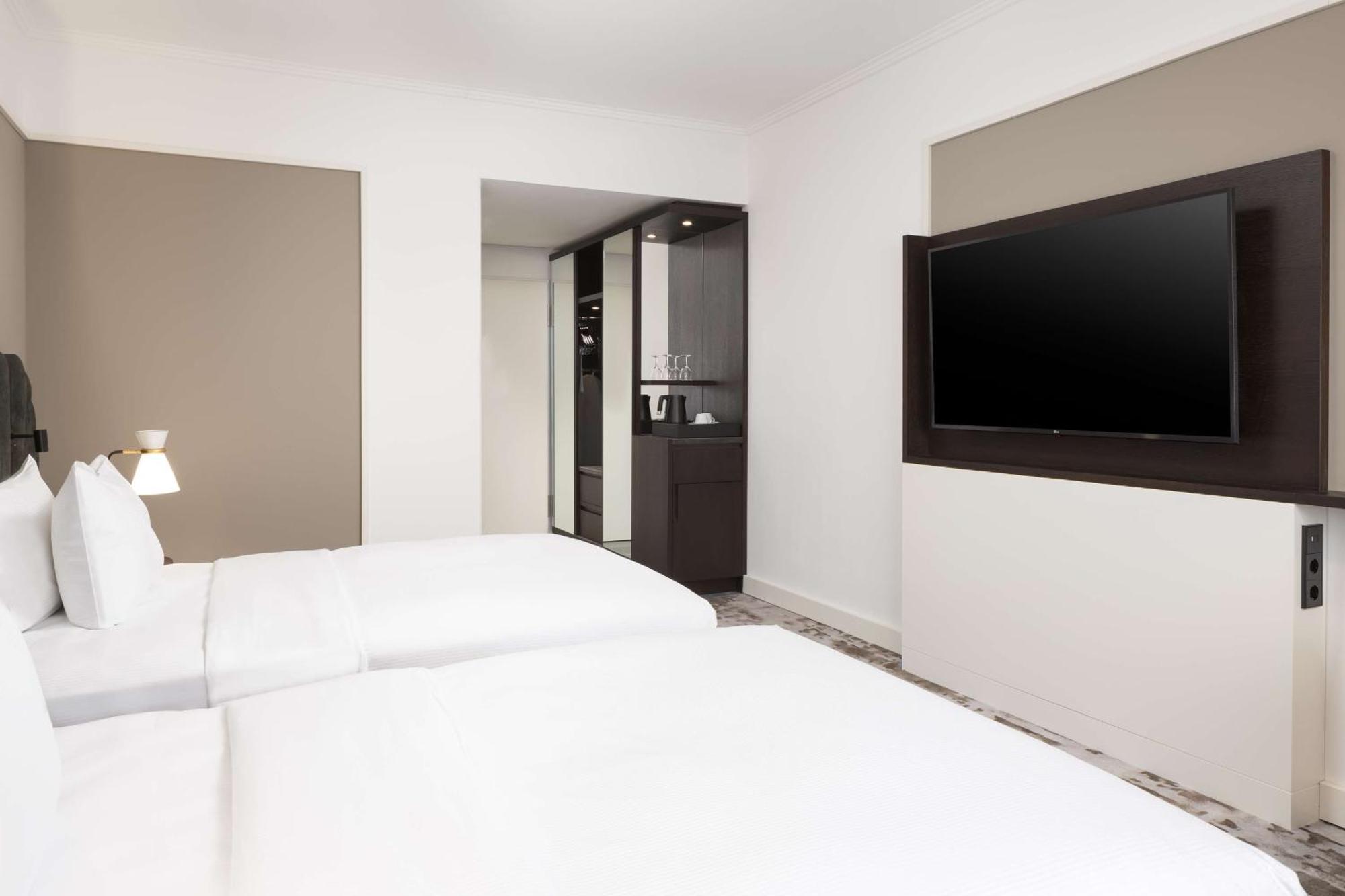Hilton 4*